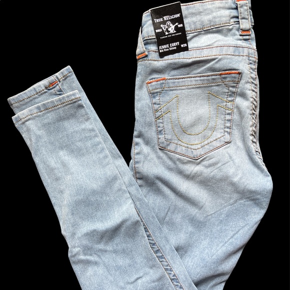 True Religion “mid rise” Jenny Curvy Jeans - Picture 2 of 3